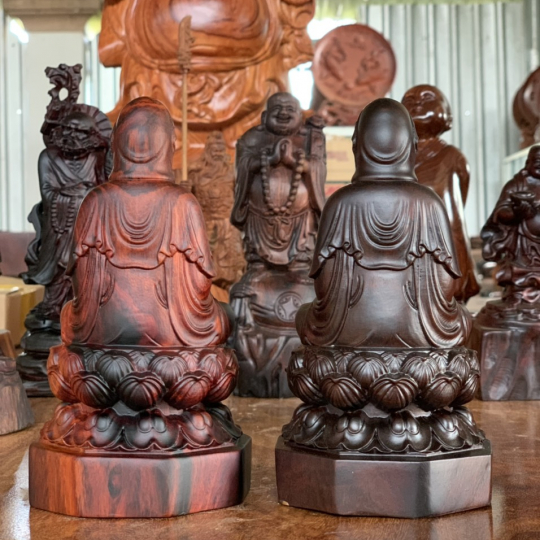 Tượng Phật Bồ Tát gỗ