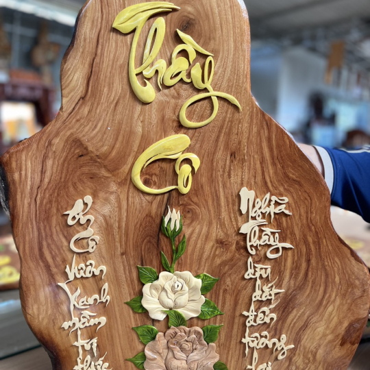 Chạm khắc tri ân-kính tặng - mẫu 1