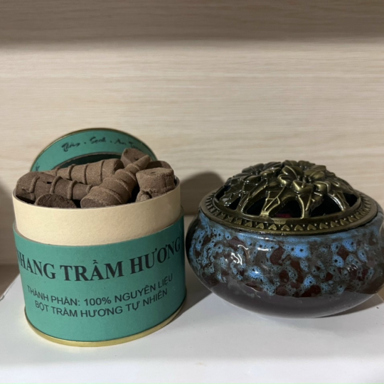 Xông Trầm - dạng Lư tròn
