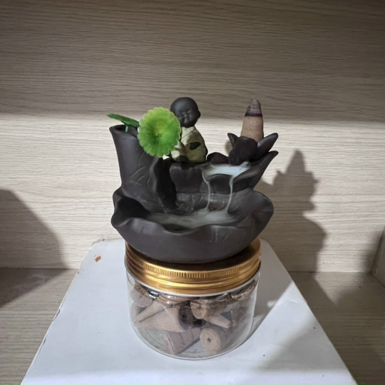 Xông Trầm - mỹ nghệ