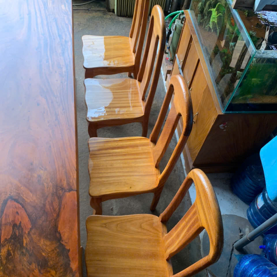 Bộ bàn nguyên khối gỗ + 8 ghế