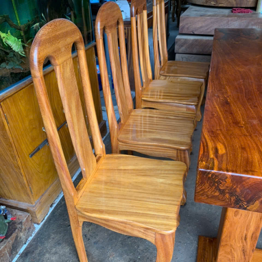 Bộ bàn nguyên khối gỗ + 8 ghế