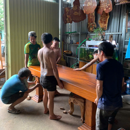 Bộ bàn nguyên khối gỗ + 8 ghế